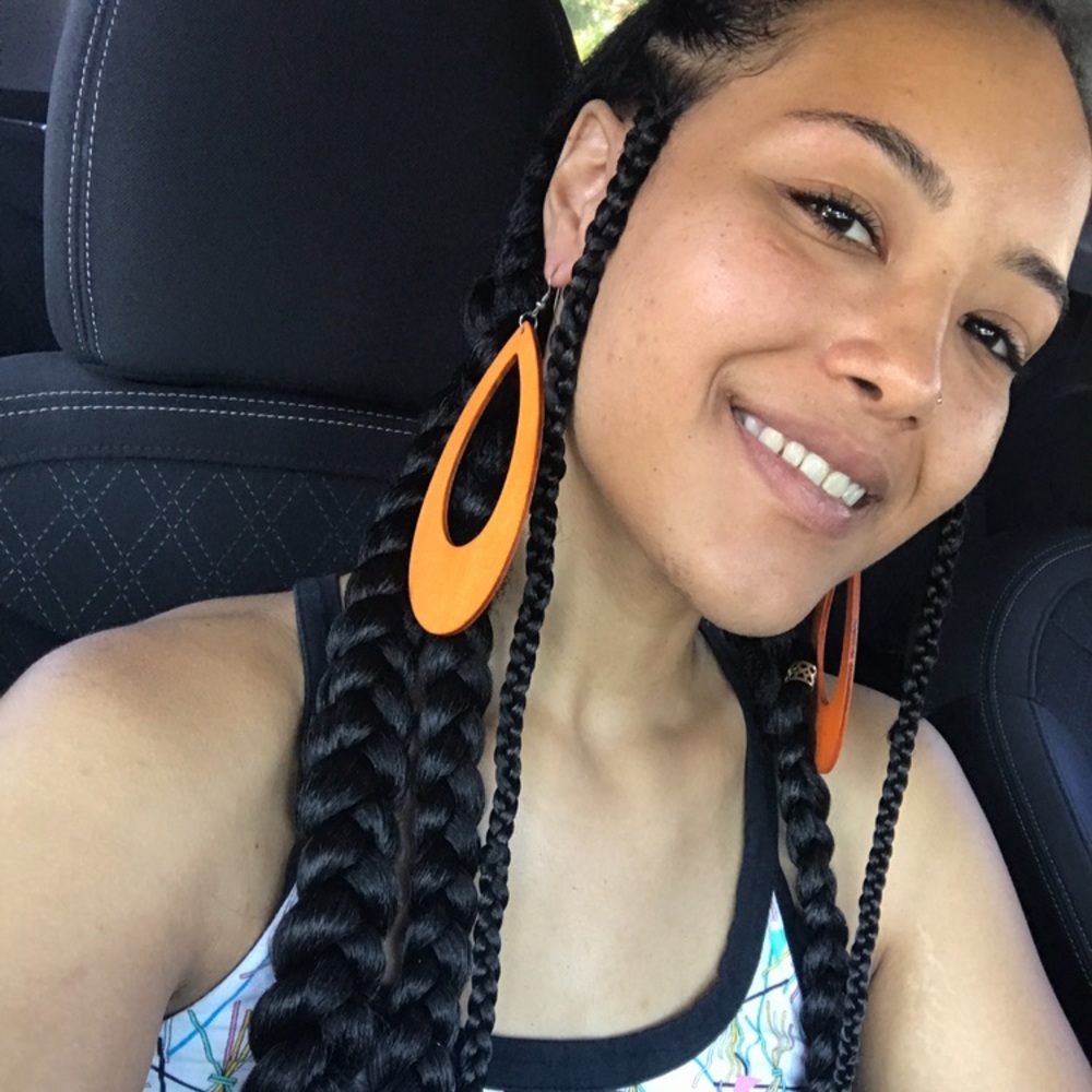 Meet your Posher, Sierra
